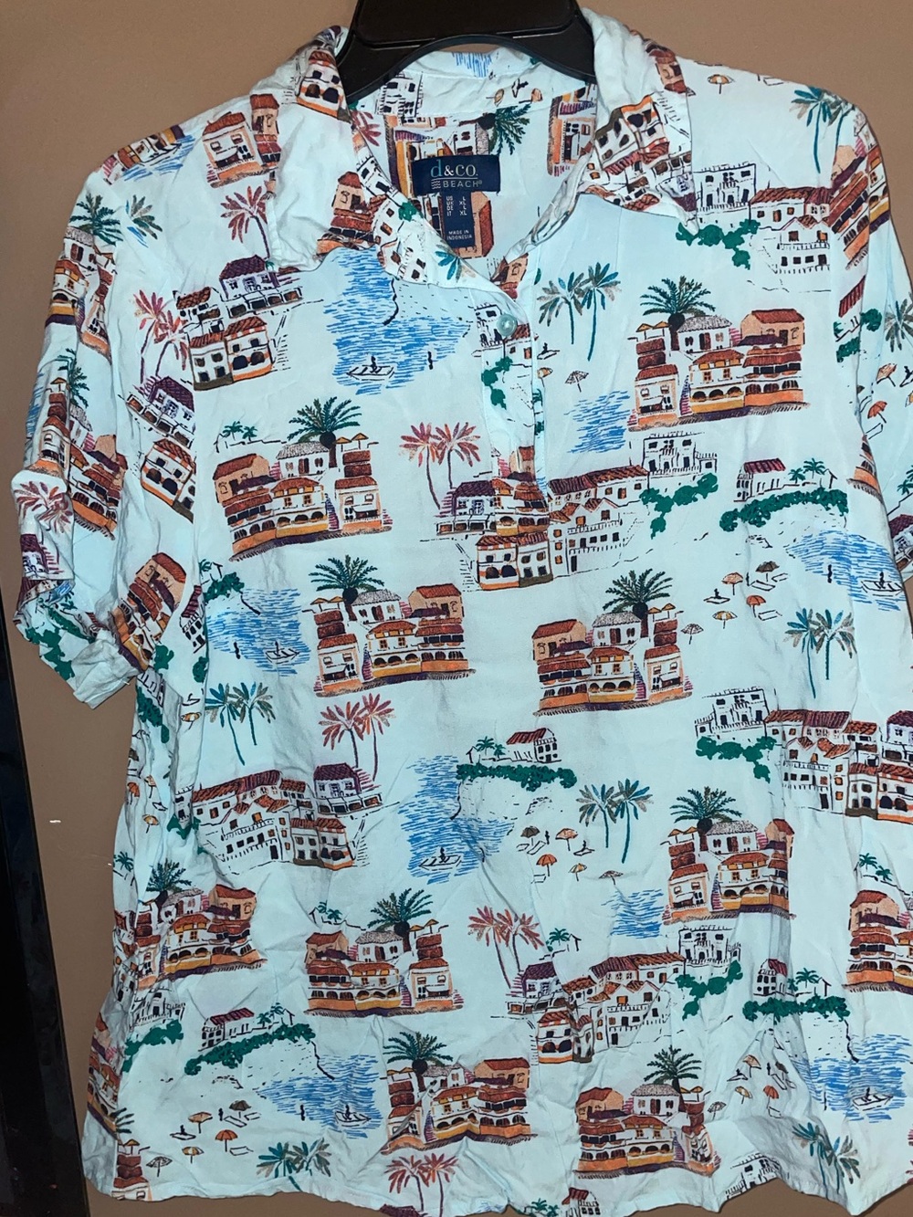 Womens’s Relaxed Fit Blue Tropical Print Short Sleeve Blouse Vacation Scene Sz L